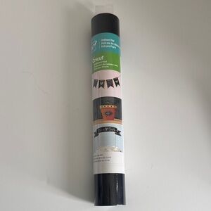 Cricut Chalkboard Vinyl Roll - Black